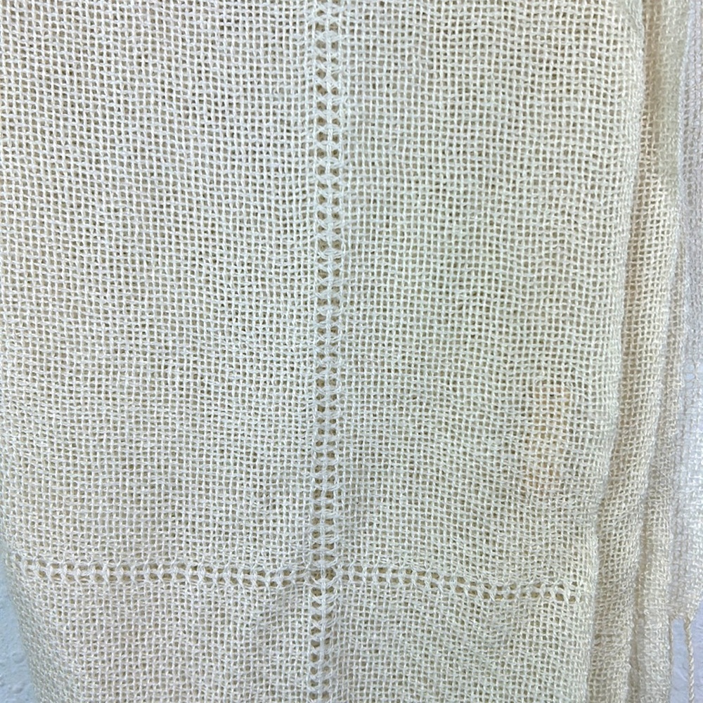 Perfect new without tags Novica Knit Wool Scarf - Picture 2 of 4